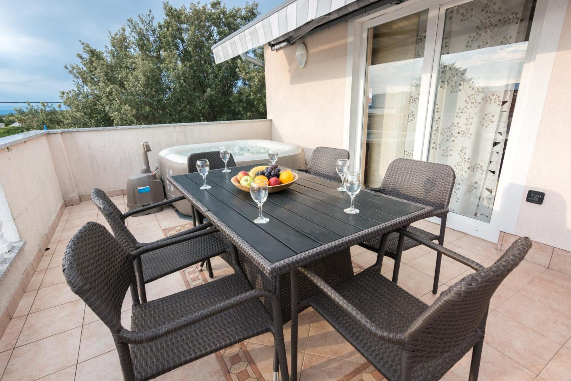 Apartments Ruzica Pinezići 객실 사진